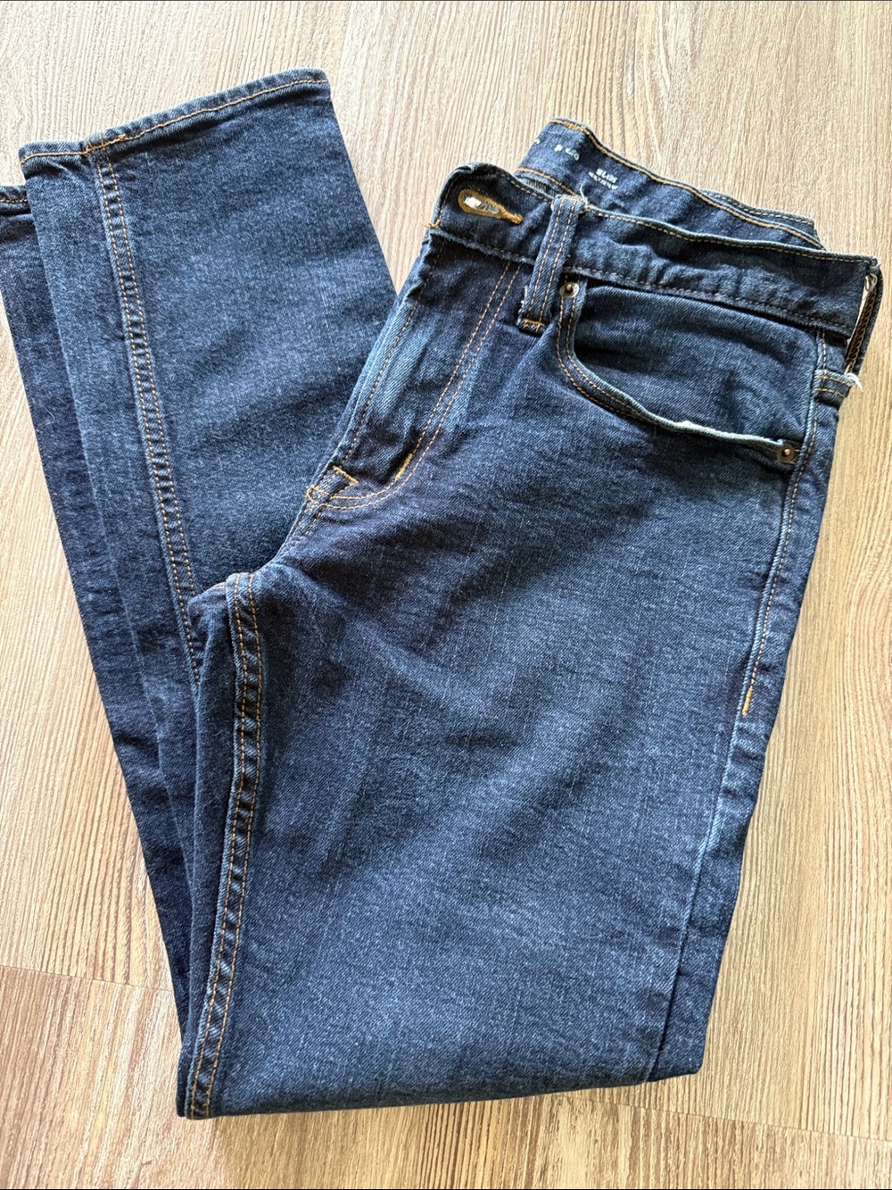 Men’s Classic Old Navy Dark Wash Denim Jeans